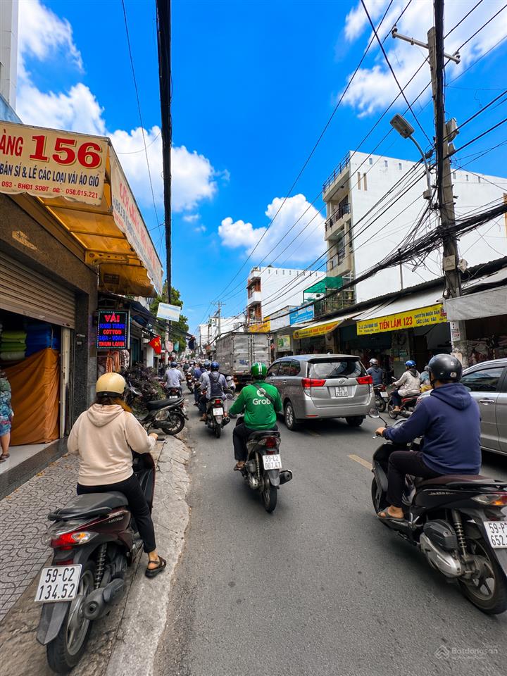 19,8 tỷ giảm còn 17,8 tỷ. 4,8m x 19m  mt phú thọ hòa, q. tân phú.