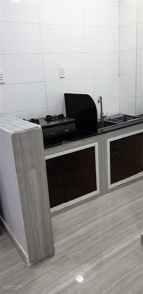 Cho thuê nhà nguyên căn hẻm nguyễn trãi q1, gần cv 23/9. 16 triệu/tháng