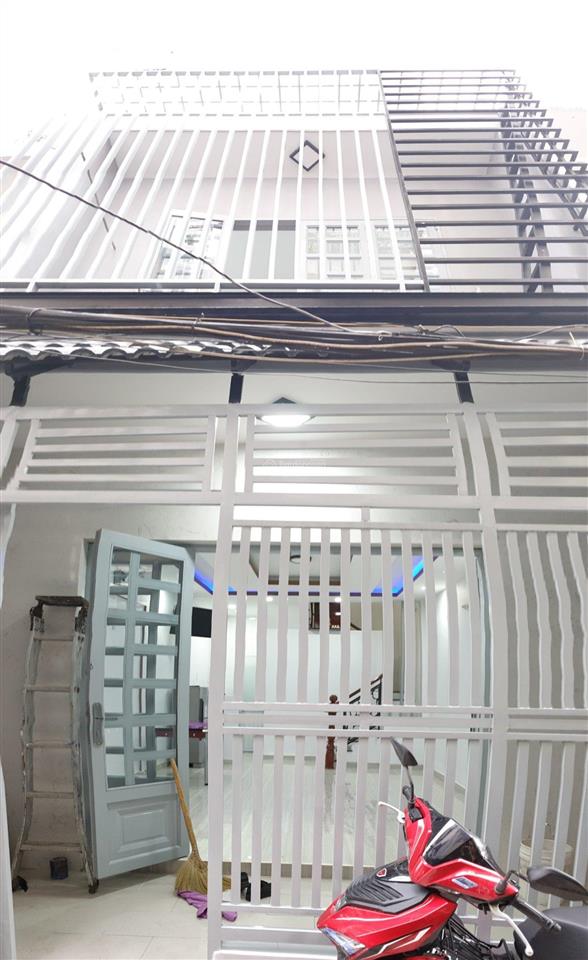 Cho thuê nhà nguyên căn hẻm nguyễn trãi q1, gần cv 23/9. 16 triệu/tháng