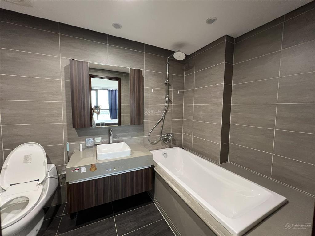 Bán căn chung cư "hoa hậu" 6 elements tây hồ toà d1 cao cấp nhất, 2 phòng ngủ, 82,6 mét