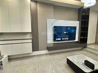 Lạc long quân 31m2*5t, ngõ thông 2 tuyến phố, nhà đẹp ở ngay, ngõ sạch thoáng, dân trí cao, 7.8 tỷ