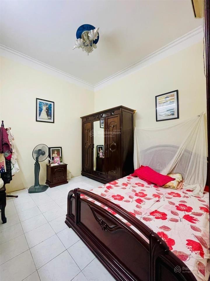 Nhà phạm tuấn tài 60m2*4t, mt6m, 2 thoáng trước sau, phân lô ô tô tránh vòng quanh vỉa hè, 26 tỷ