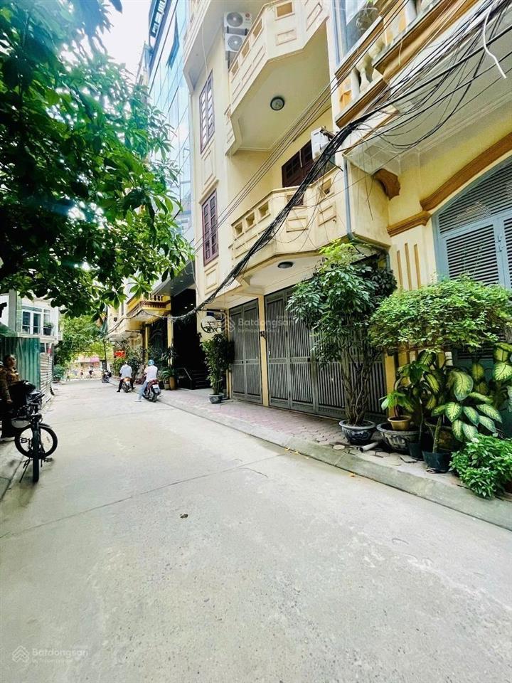 Nhà phạm tuấn tài 60m2*4t, mt6m, 2 thoáng trước sau, phân lô ô tô tránh vòng quanh vỉa hè, 26 tỷ