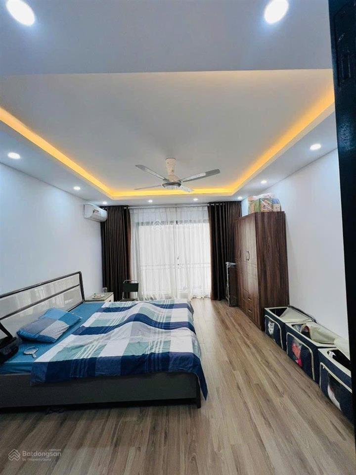 Nhà nguyễn văn huyên 46m2*6t xây mới, thang máy sịn, ô tô đỗ cửa, ngõ thông, full nội thất, 15.8 tỷ