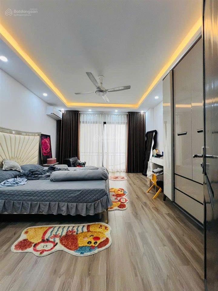 Nhà nguyễn văn huyên 46m2*6t xây mới, thang máy sịn, ô tô đỗ cửa, ngõ thông, full nội thất, 15.8 tỷ