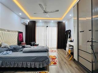 Nhà nguyễn văn huyên 46m2*6t xây mới, thang máy sịn, ô tô đỗ cửa, ngõ thông, full nội thất, 15.8 tỷ