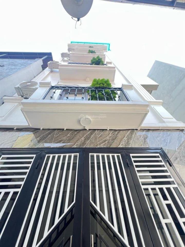 Nhà dương quảng hàm 44m2*6t thang máy, ô tô đỗ cửa, ngõ thông kinh doanh, nhà mới ở ngay, 15.7 tỷ