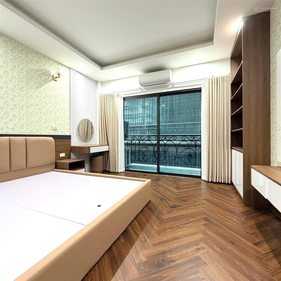 Nhà nguyễn phong sắc 36m2*6t thang máy, cách phố 2 nhà, ngõ thông vòng quanh, nhà mới đẹp, 11.6 tỷ