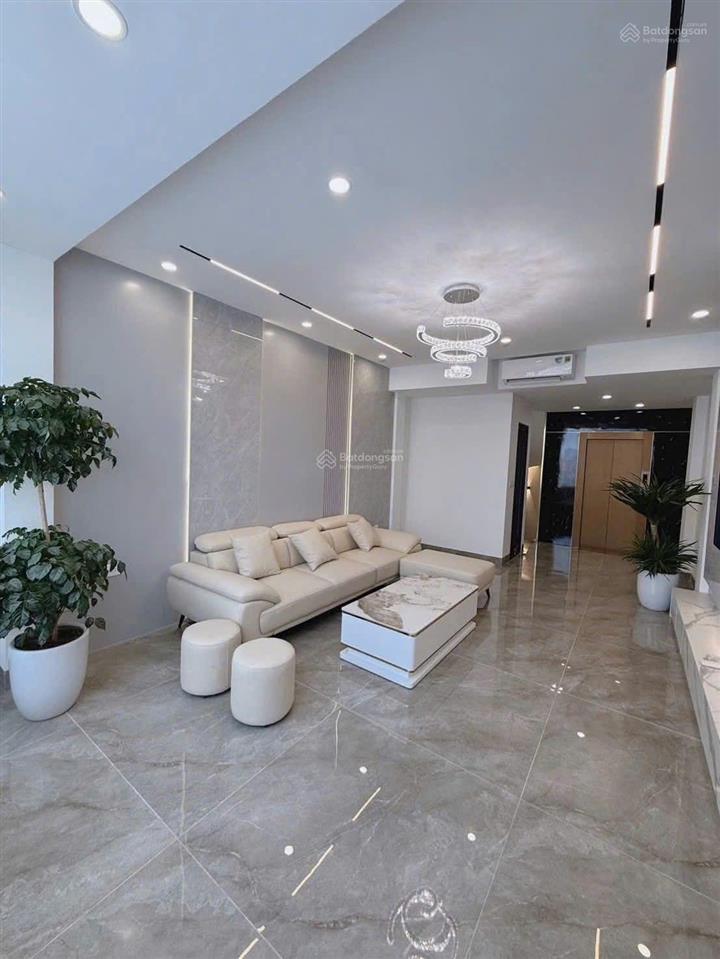 Nhà xuân thủy 37m2*6t thang máy, mặt ngõ thông thẳng tắp, cách phố 2 nhà, ngõ to rộng, ở ngay 12 tỷ