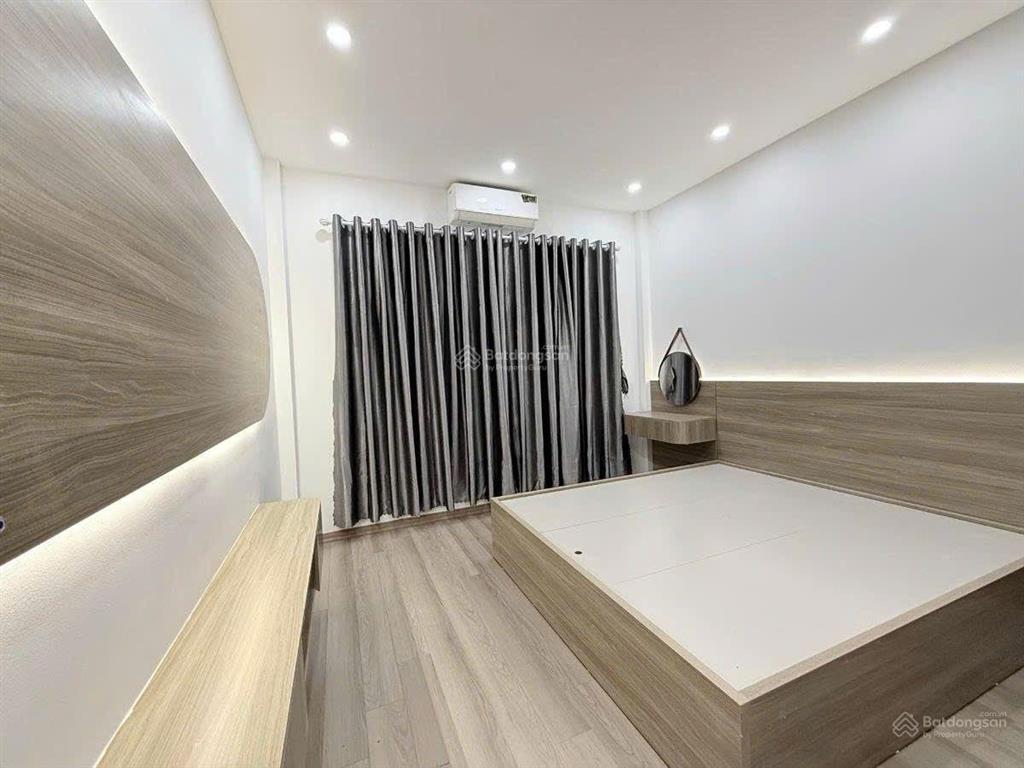 Trần quốc vượng 35m2*6t thang máy, ngõ thông, ô tô đỗ cửa, cách phố 30m, nhà mới đẹp ở ngay, 12 tỷ