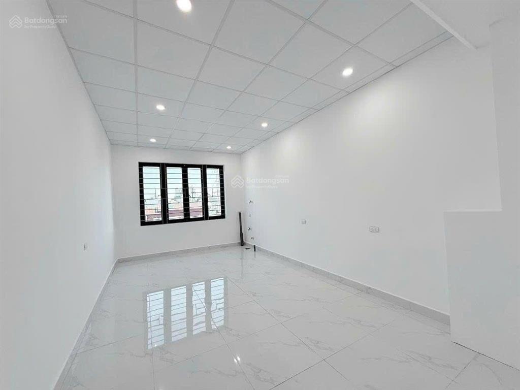 Trần quốc vượng 35m2*6t thang máy, ngõ thông, ô tô đỗ cửa, cách phố 30m, nhà mới đẹp ở ngay, 12 tỷ