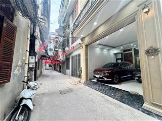 Nhà trần thái tông, 40m2*5t, 2 mặt thoáng, ngõ thông, gara ô tô, cách phố 30m, nhà đẹp ở ngay 16 tỷ