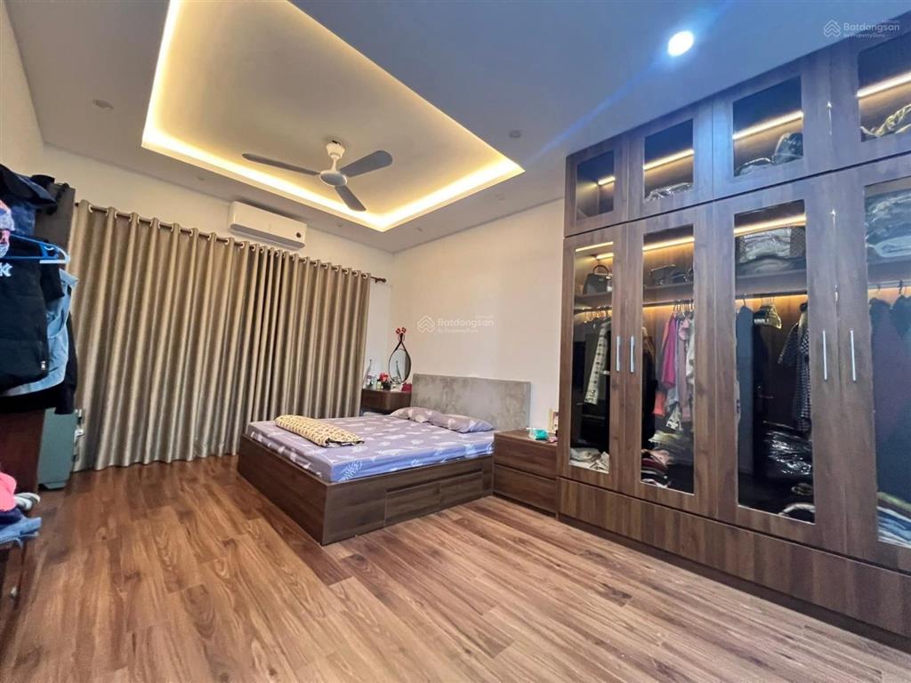 Trần quý kiên, cầu giấy 36m2*5t, ngõ to đẹp, nhà mới ở ngay full nội thất, cách ô tô 20m, 10.6 tỷ