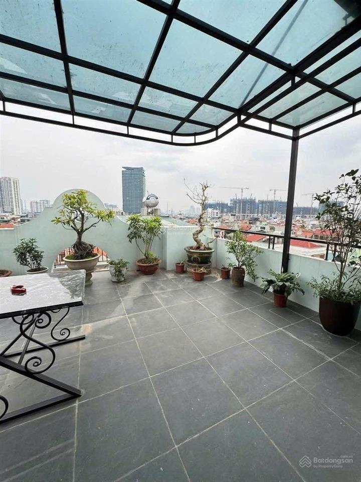 Hoàng quốc việt 50m2*6t thang máy, lô góc 2 mặt ô tô tránh vỉa hè, kinh doanh spa, văn phòng, 23 tỷ