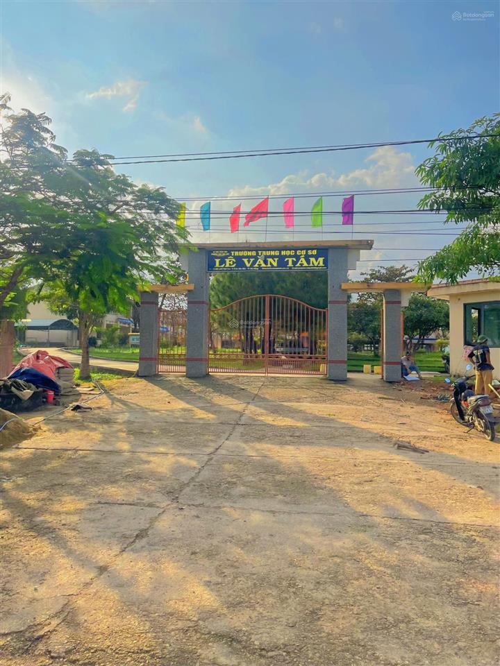 Chủ gửi bán nhanh lô đất cạnh chợ lạc thành  chỉ 8xxtr  sát trường học, bệnh viện