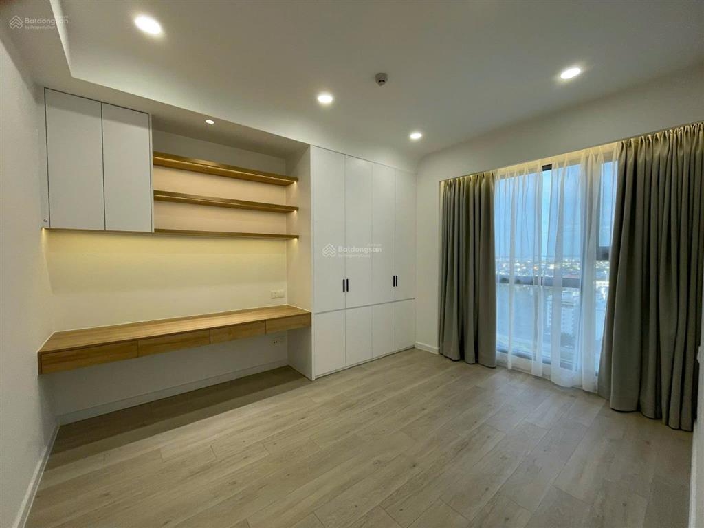 [suất nnn] bán antonia phú mỹ hưng view biệt thự  diện tích 3 pn 2wc  lầu cao   0917 338 ***