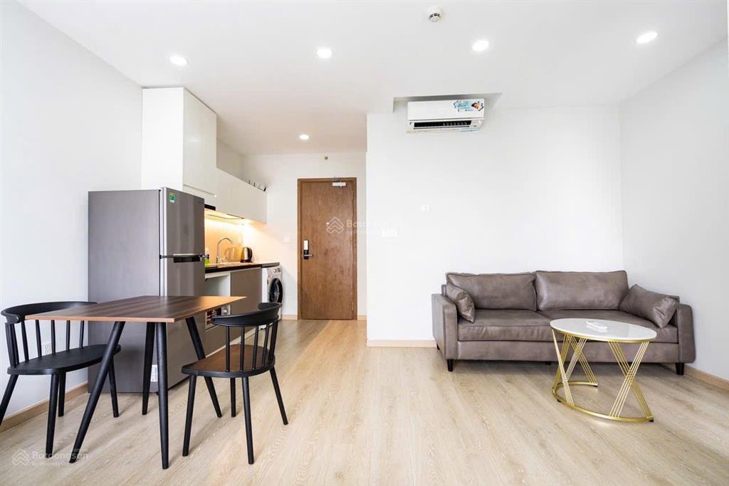 Millennium | cho thuê nhanh căn studio 32m2, có ban công thoáng, nội thất đẹp. xem nhà ngay!