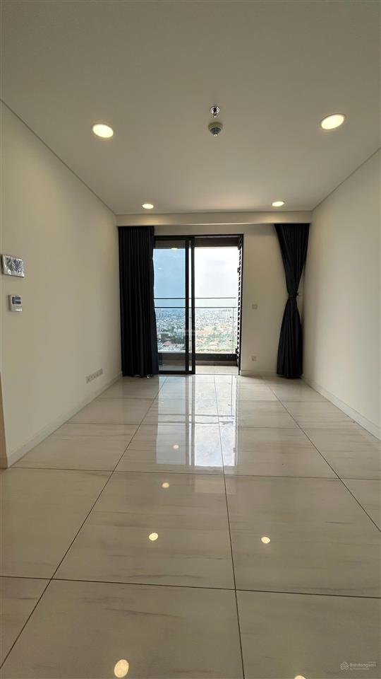 Cho thuê căn hộ 3pn, nt cơ bản, 2wc, 115m2, chỉ 23 triệu ở park legend, tân bình, hcm