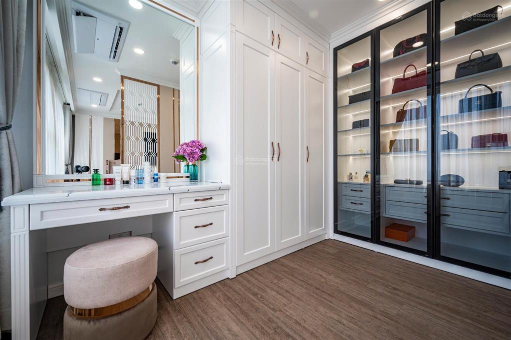 Cần cho thuê gấp, giá quá rẻ delasol, quận 4, 80m2, 2pn, 2wc chỉ 20tr/th.  0778 998 ***