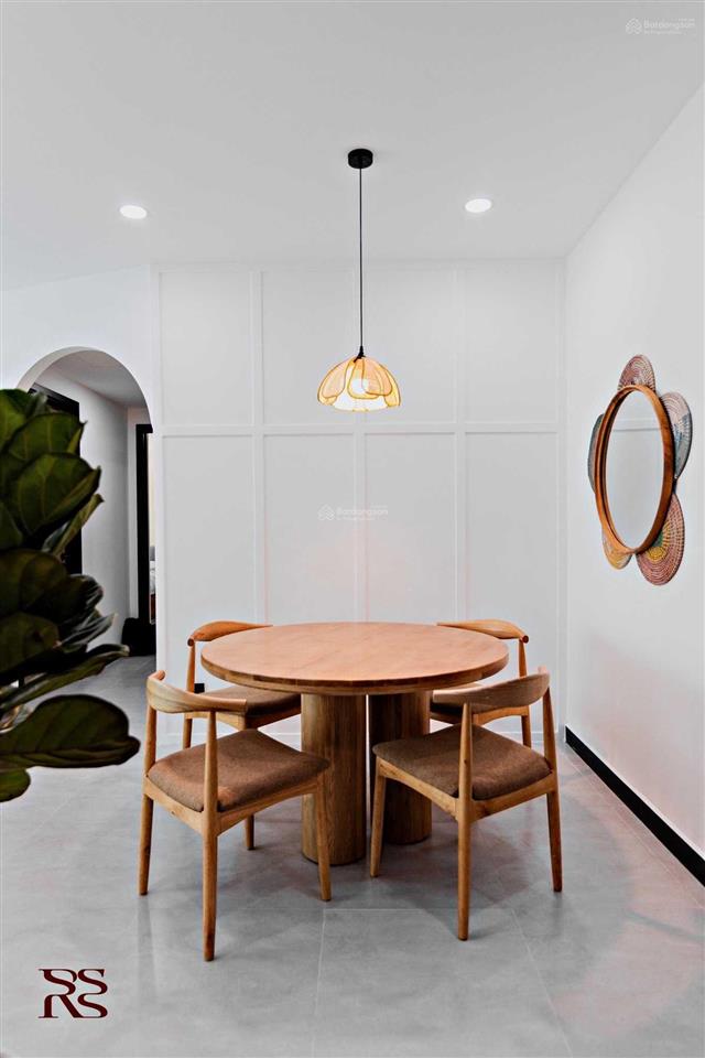 Mình cần bán gấp, giá cắt lỗ, chung cư oriental plaza, căn 80m2, 2pn, 2wc, full nt, giá 4.7 tỷ
