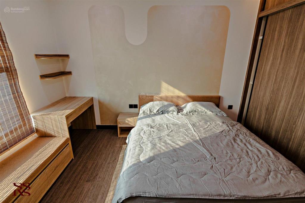 Mình cần bán gấp, giá cắt lỗ, chung cư oriental plaza, căn 80m2, 2pn, 2wc, full nt, giá 4.7 tỷ