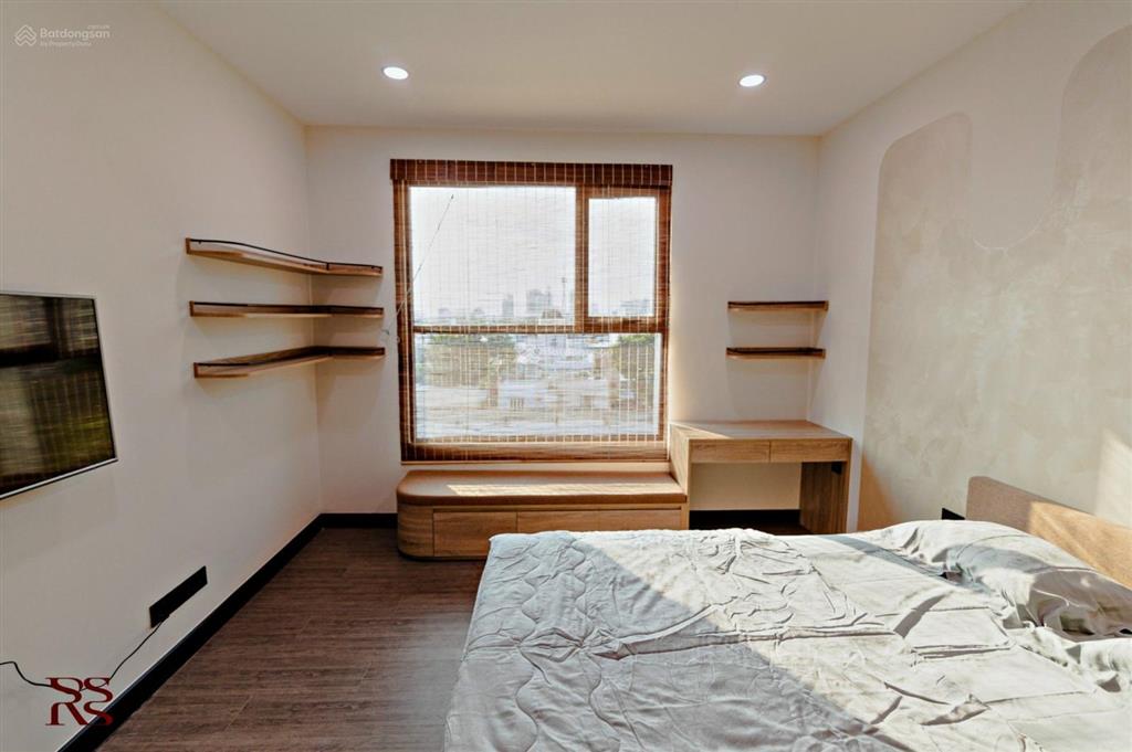 Mình cần bán gấp, giá cắt lỗ, chung cư oriental plaza, căn 80m2, 2pn, 2wc, full nt, giá 4.7 tỷ