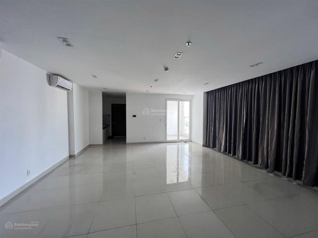 Cho thuê văn phòng tại sky center, 15 triệu, 60m2, tân bình, hcm, nhiều tiện ích  sđt 0778 998 ***