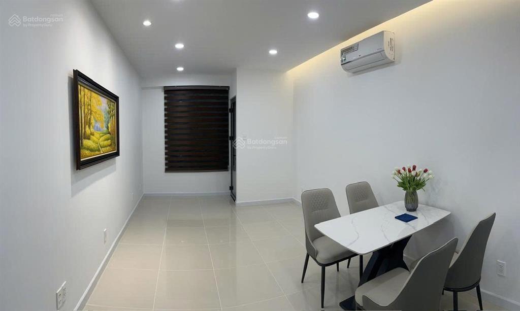Bán gấp studio kingston residence tại nguyễn văn trỗi, giá chỉ 2,98 tỷ, 26m2, 1pn, 1wc