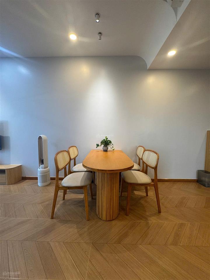 Bán cc the prince residence, nguyễn văn trỗi ( sổ hồng riêng ) chỉ 7,2 tỷ, 72m2, 2pn, 2wc, giá tốt