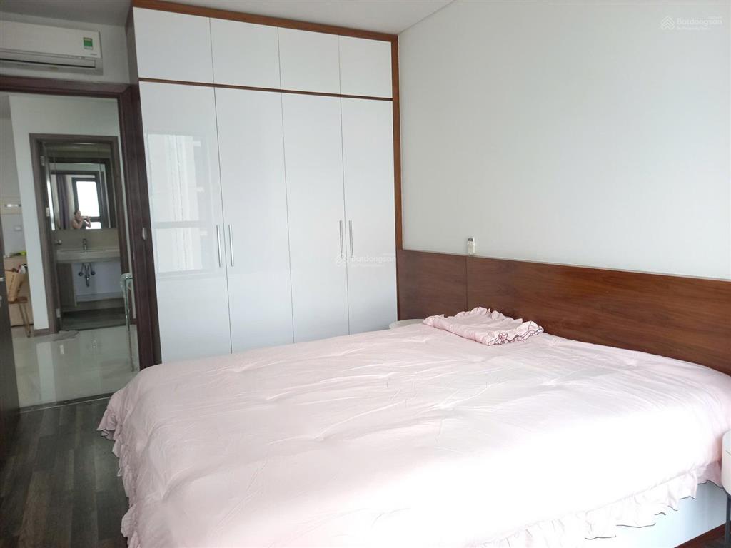 Bán cc 1pn 1wc tại hado centrosa garden, 56m2, giá ưu đãi 8,1 tỷ vnd