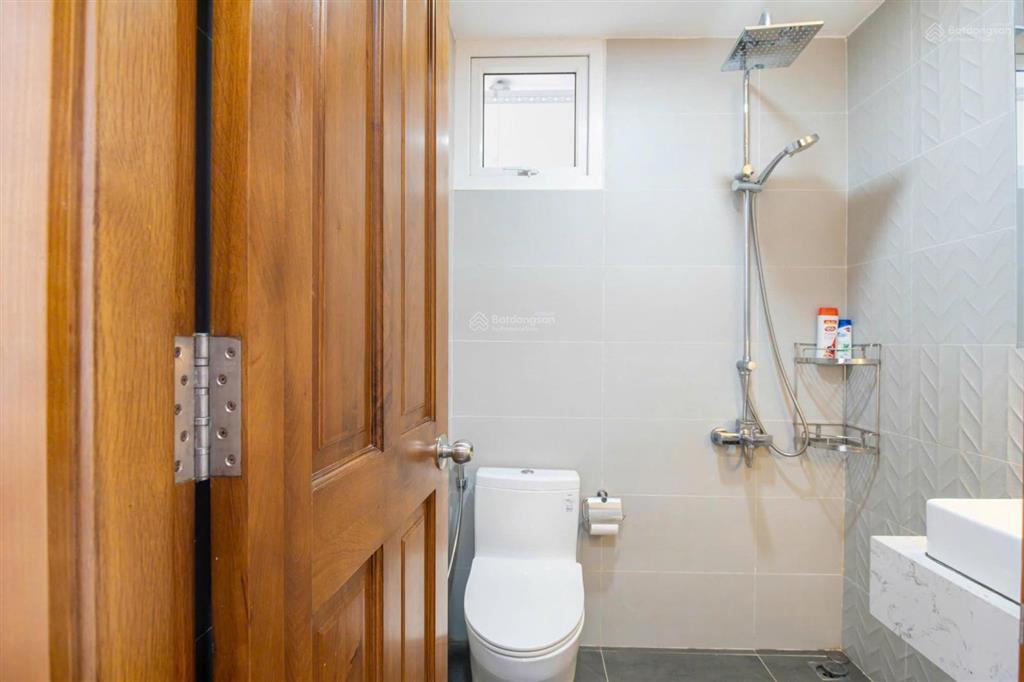 Cho thuê ch the gold view, 18 triệu vnd, 110m2, 3pn, 2wc tại bến vân đồn, q4, hcm