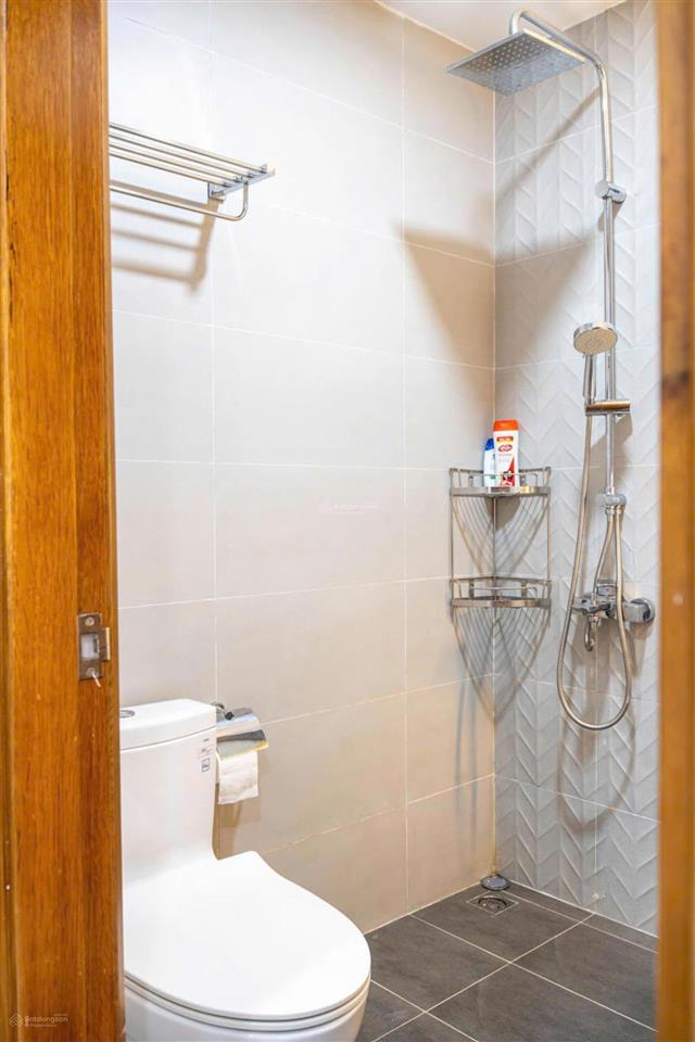 Cho thuê ch the gold view, 18 triệu vnd, 110m2, 3pn, 2wc tại bến vân đồn, q4, hcm