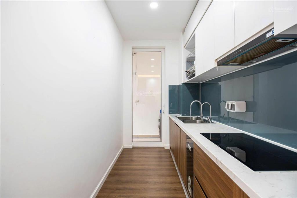 Cho thuê ch the gold view, 18 triệu vnd, 110m2, 3pn, 2wc tại bến vân đồn, q4, hcm