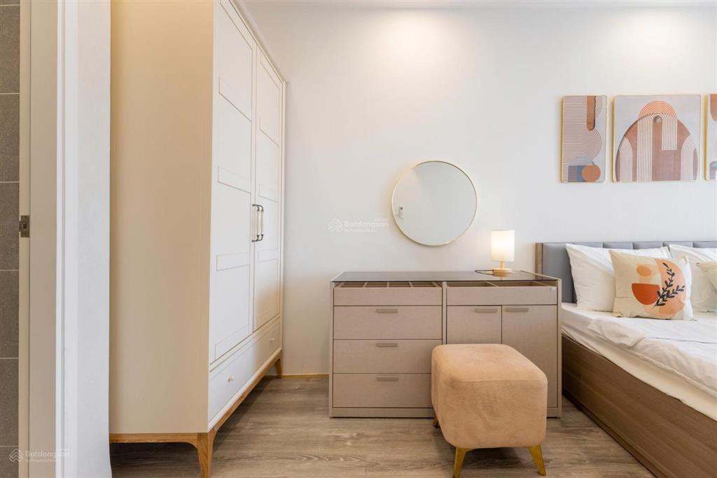 Giá quá rẻ cho thuê ch grand riverside, 13,5 triệu, 50m2, 1pn + 1wc, nội thất đầy đủ.
