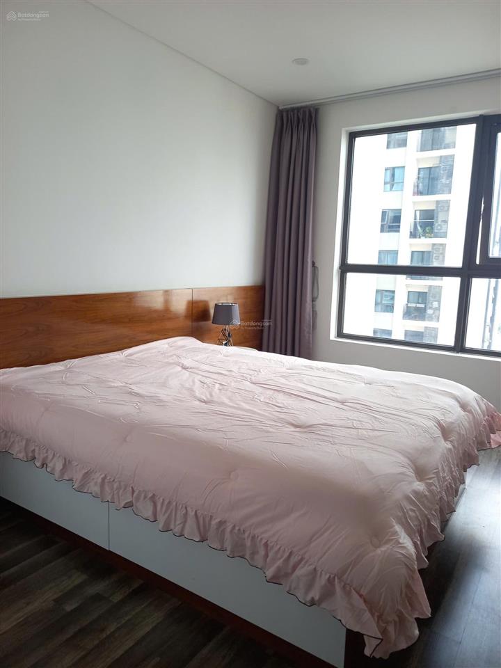 Cho thuê cc hùng vương plaza, 18 triệu, 130m2, 2pn, 2wc, giá cực chất