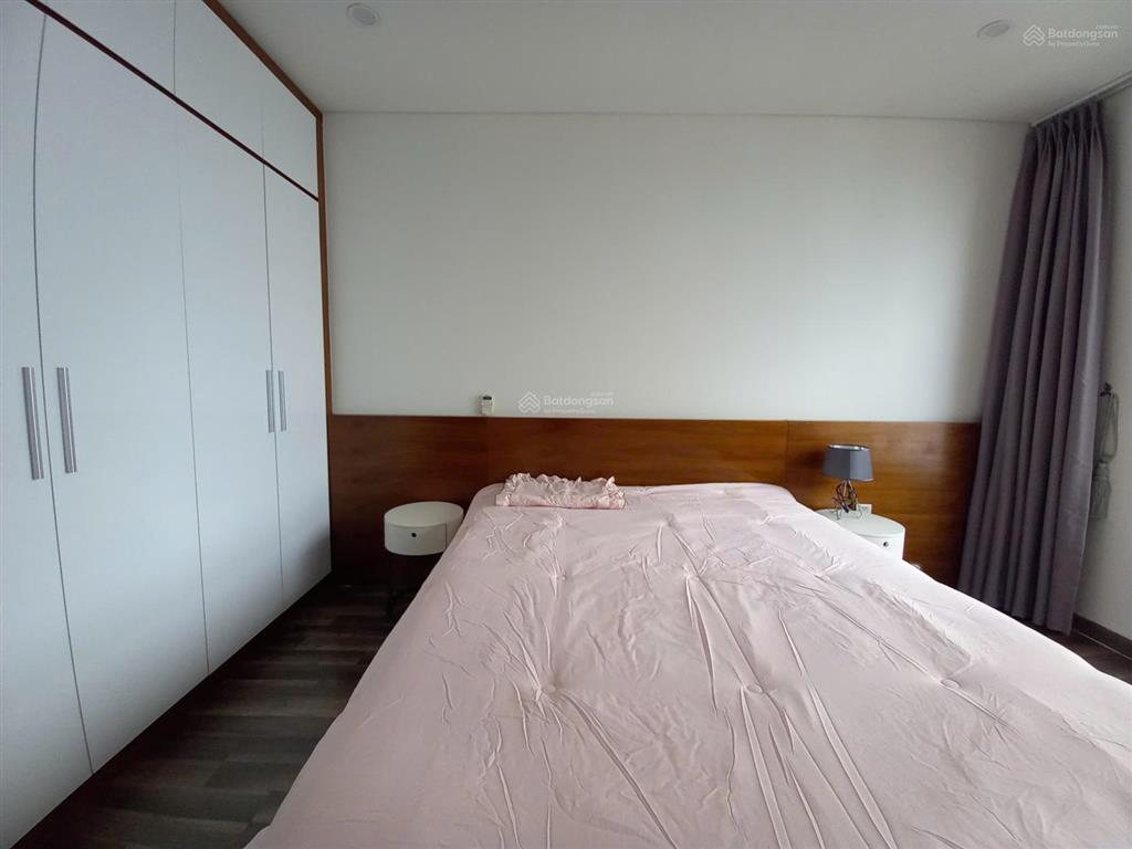 Cho thuê cc hùng vương plaza, 18 triệu, 130m2, 2pn, 2wc, giá cực chất