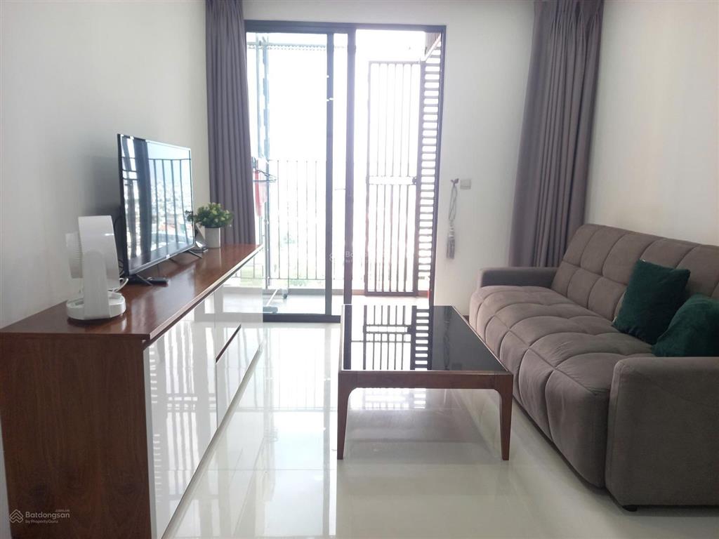 Cho thuê cc hùng vương plaza, 18 triệu, 130m2, 2pn, 2wc, giá cực chất