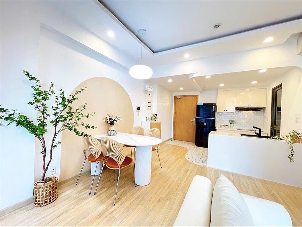 Chính chủ cho thuê gấp ch saigon pearl, nhà đẹp như mơ, 80m2, 2pn, 2wc, full nt, giá chỉ 18.5tr