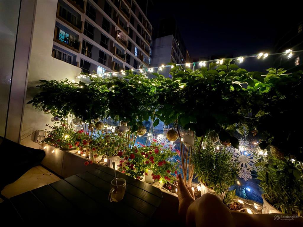 1pn đẹp xuất sắc cho thuê tại sky center, 13,5 triệu, 50m2  gấp 0778 998 ***