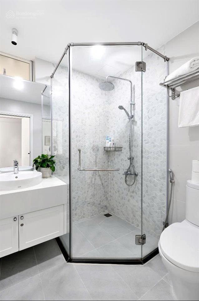 Chuyên cho thuê  mua bán 1pn  2pn  3pn tại chung cư botanica và khu vực sân bay, giá hời.
