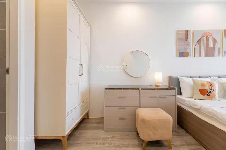 Bán cc terra royal, lý chính thắng, 6,5 tỷ, 72m2, 2pn, 2wc, full nội thất, pháp lý đầy đủ