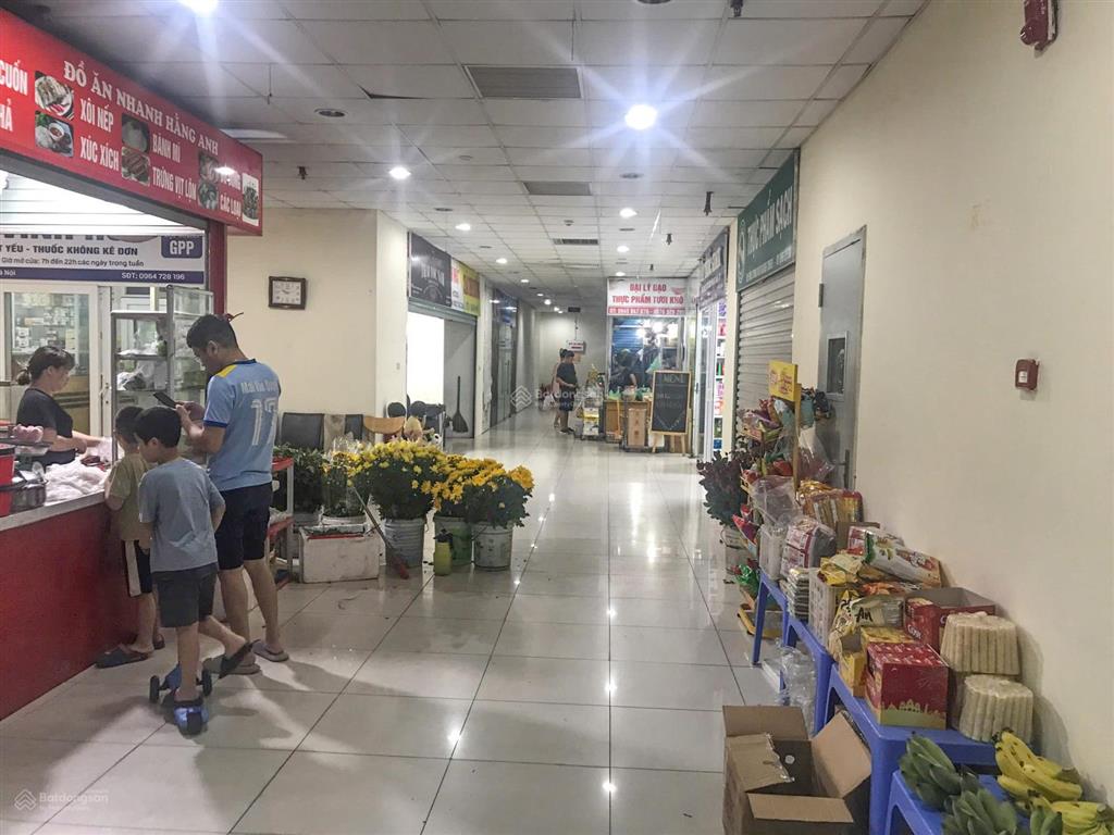 Cho thuê căn hộ 2pn tại gemek tower, 7 triệu, 68m2