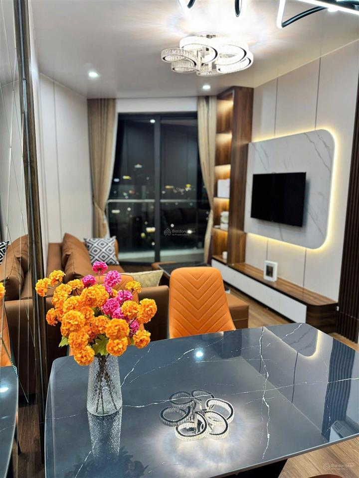 Cần bán gấp 2pn đông view biển sổ lâu dài nằm ngay trung tâm hc mới tỉnh,khai thác cho thuê 810%