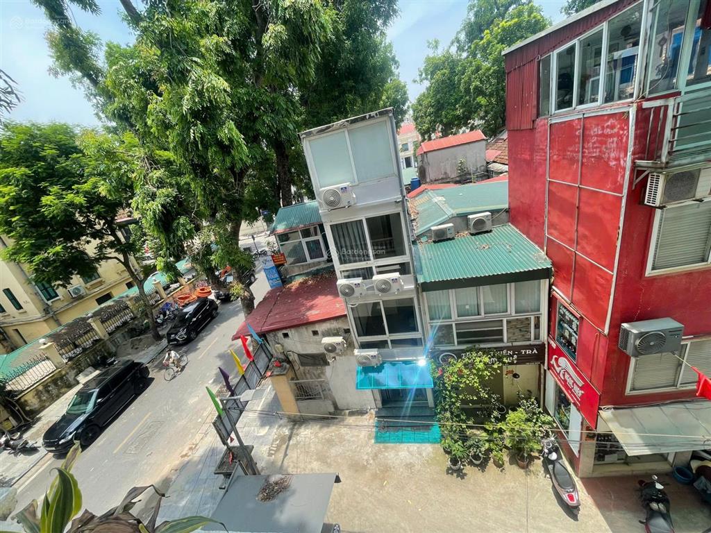 Cho thuê nhà 4 tầng phố đặng thái thân, cạnh nhà hát lớn, cách hồ hoàn kiếm 500 m