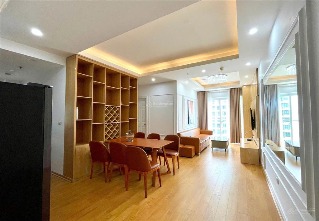 Căn góc đông nam "hiếm có" tại ct2  90m2, 3pn  giá cần bán gấp