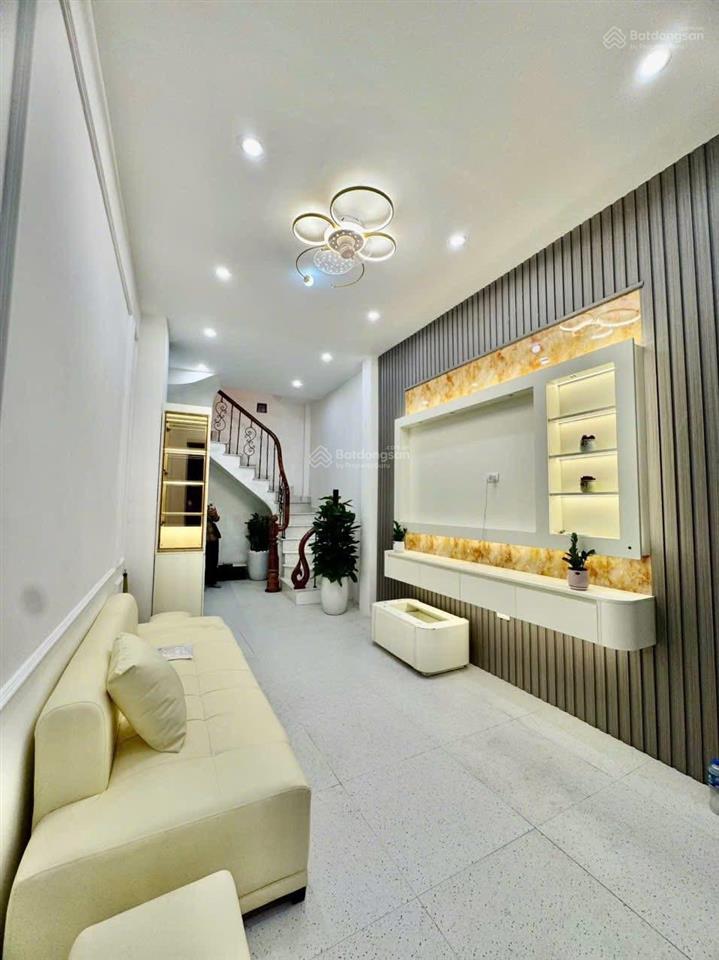 Bán nr tại đội cấn, q.ba đình, 7,5 tỷ, 25m2, 3pn, 4vs, đẹp, nhiều tiện ích chỉ với