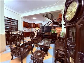 Bán nr 4pn, 4wc, 35m2 giá 9,5 tỷ tại ngọc khánh, p ngọc khánh, q.ba đình, hn
