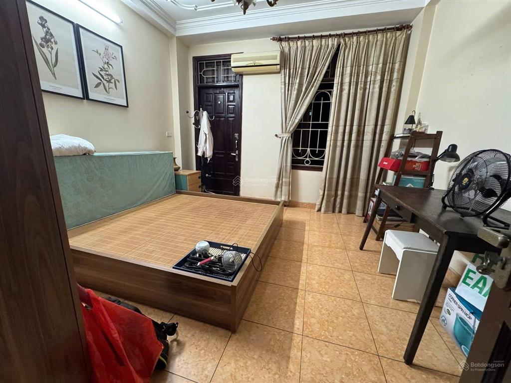 Bán nr 39m2x 5t 9,6 tỷ tại quan hoa, cầu giấy, hà nội, siêu hot , ô tô qua nhà , 6pn , k quy hoạch