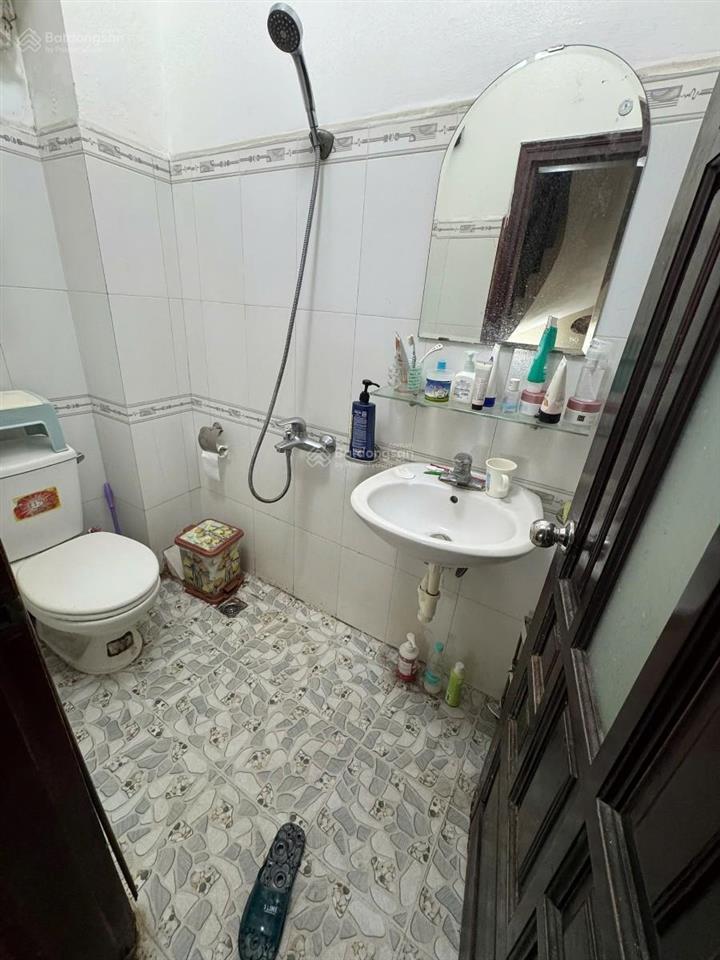 Bán nr 39m2x 5t 9,6 tỷ tại quan hoa, cầu giấy, hà nội, siêu hot , ô tô qua nhà , 6pn , k quy hoạch