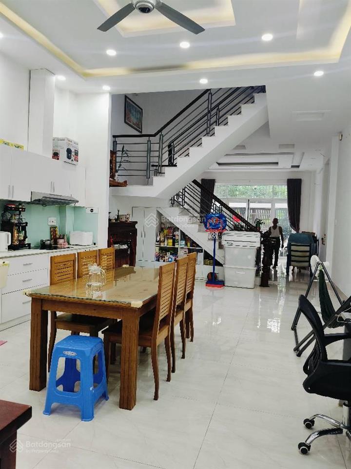 Bán nhà mặt phố quốc lộ 50, 9,5 tỷ, 100m2 tại bình hưng, bình chánh, hcm